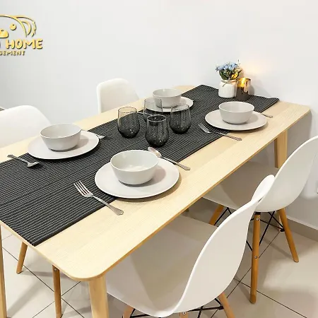 New!! Loving Night Novo 2Br 4-9Pax I Jonker I Netflix I Family Apartment Malacca Bagian luar foto