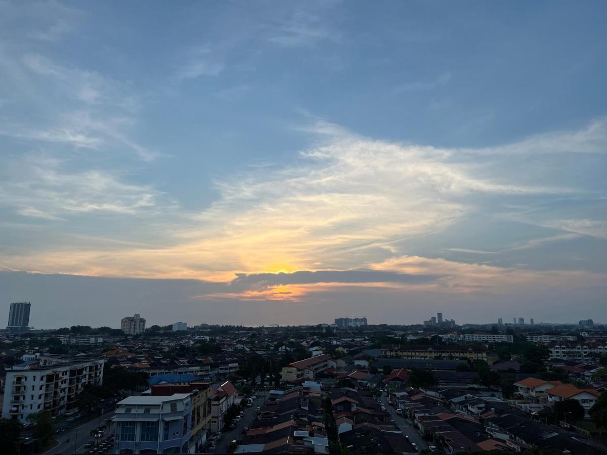 Apartment New!! Loving Night Novo 2br 4-9pax I Jonker I Netflix I Family Malacca