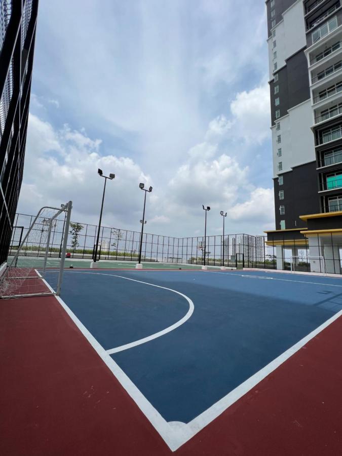 Apartment New!! Loving Night Novo 2br 4-9pax I Jonker I Netflix I Family