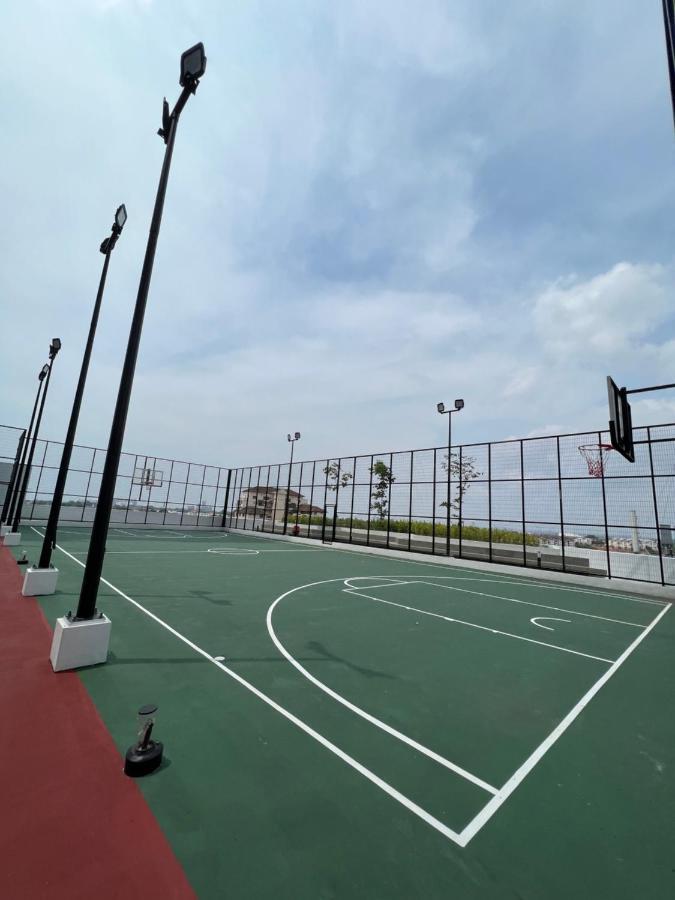 New!! Loving Night Novo 2br 4-9pax I Jonker I Netflix I Family Apartment