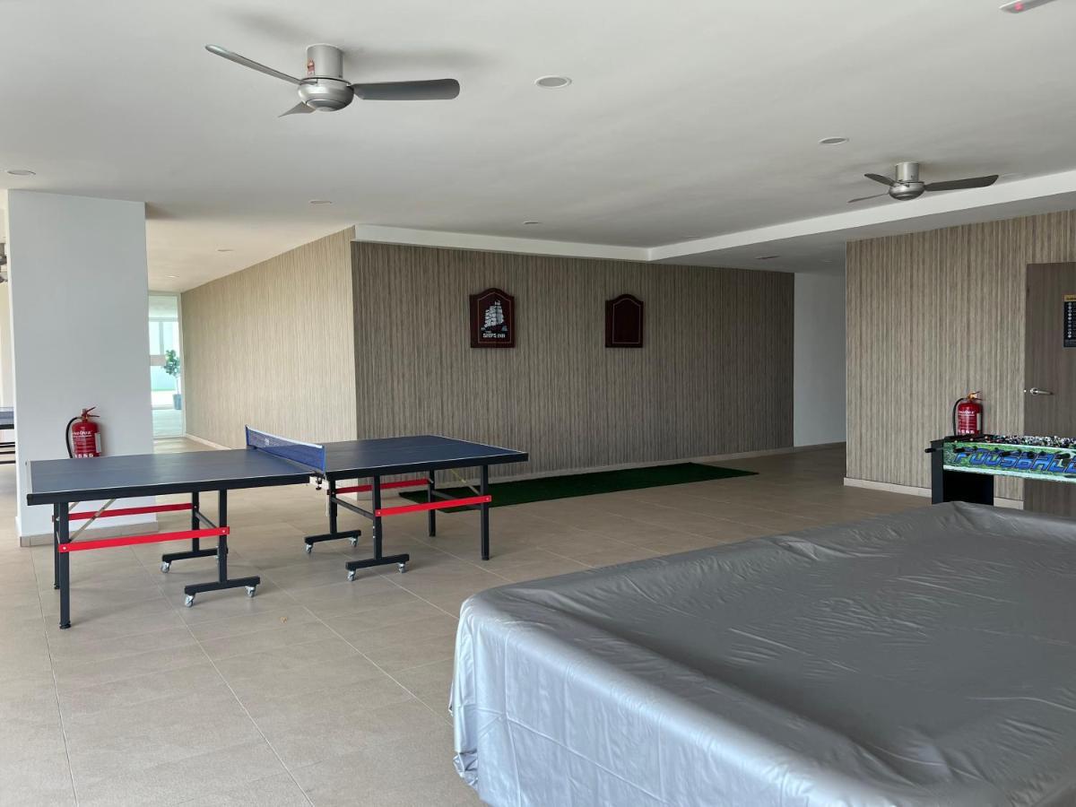 Apartment New!! Loving Night Novo 2br 4-9pax I Jonker I Netflix I Family *