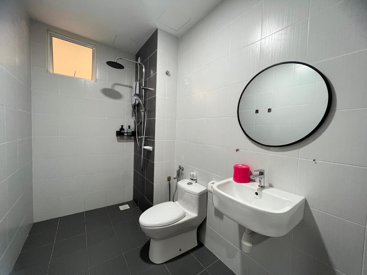 New!! Loving Night Novo 2br 4-9pax I Jonker I Netflix I Family Apartment Malacca